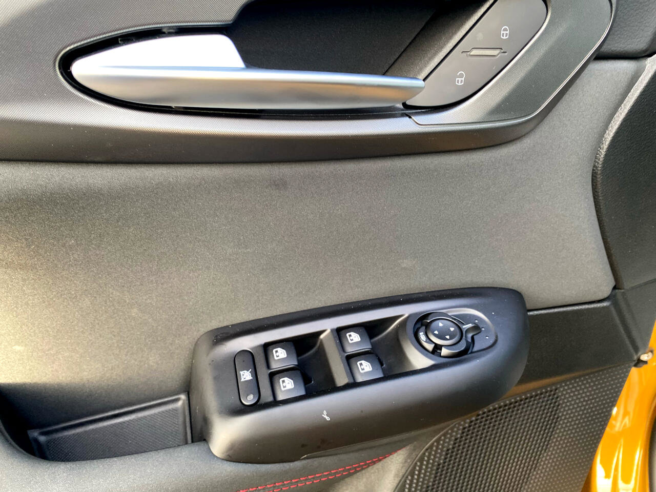 New 2025 Dodge Hornet GT w/ Tech Pack image 17