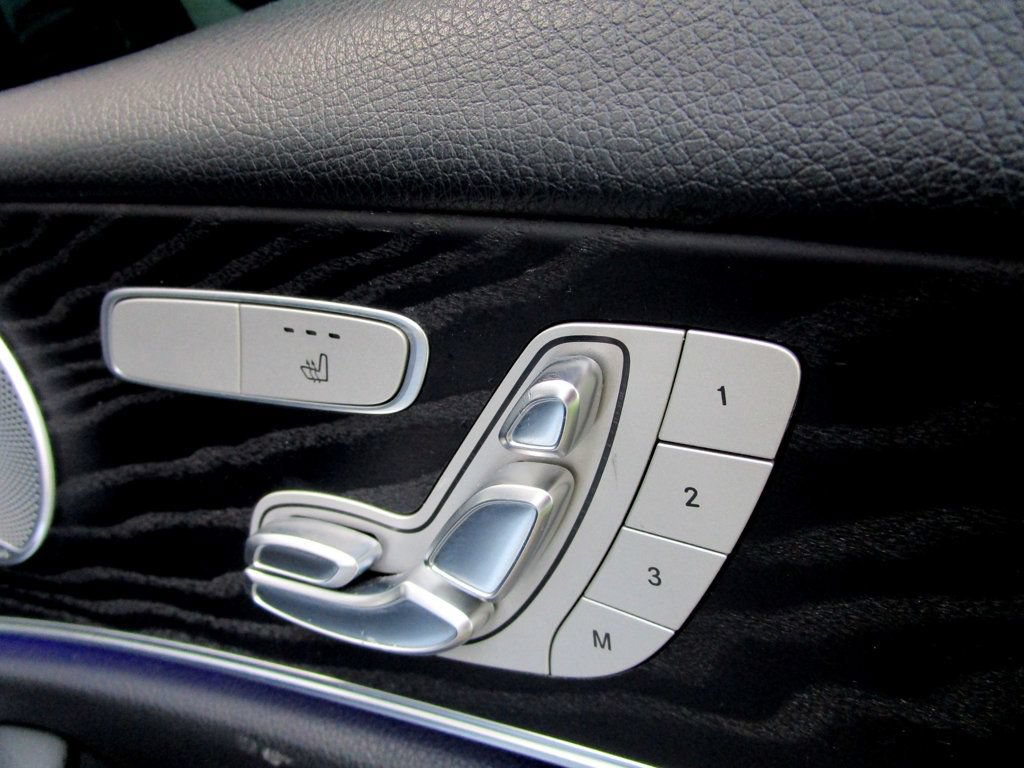 Used 2021 Mercedes-Benz E 350 4MATIC Sedan w/ Premium Package image 30