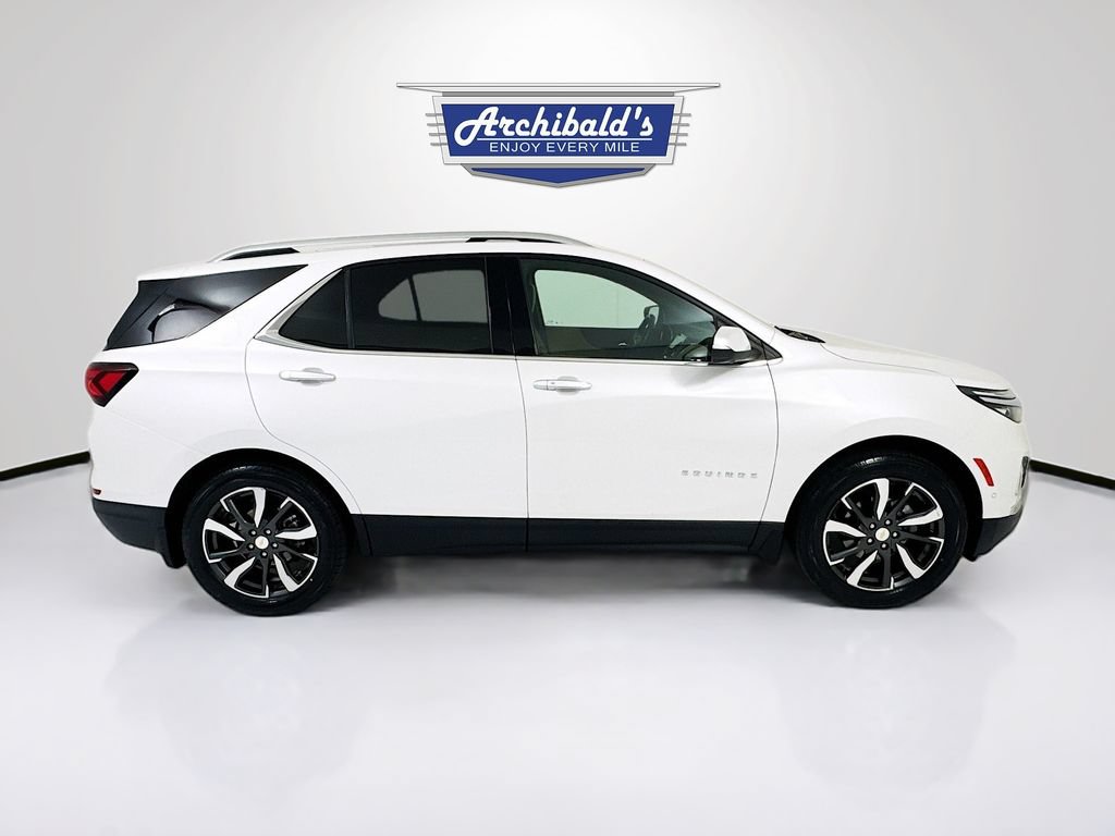 Used 2022 Chevrolet Equinox Premier AWD/4WD image 9