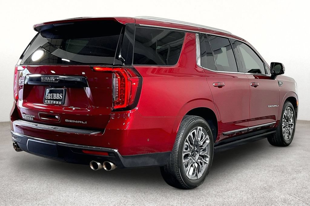 Used 2023 GMC Yukon Denali Ultimate AWD/4WD image 2