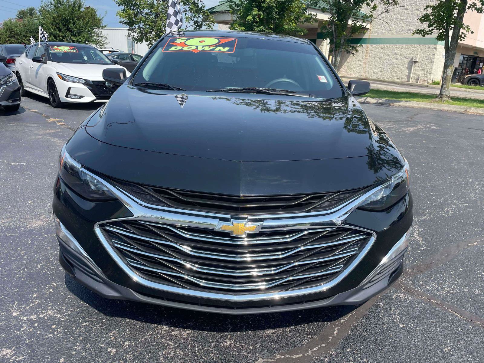 Used 2020 Chevrolet Malibu LS FWD image 2