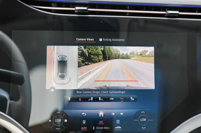 Used 2023 Mercedes-Benz EQS 580 4MATIC Sedan image 39