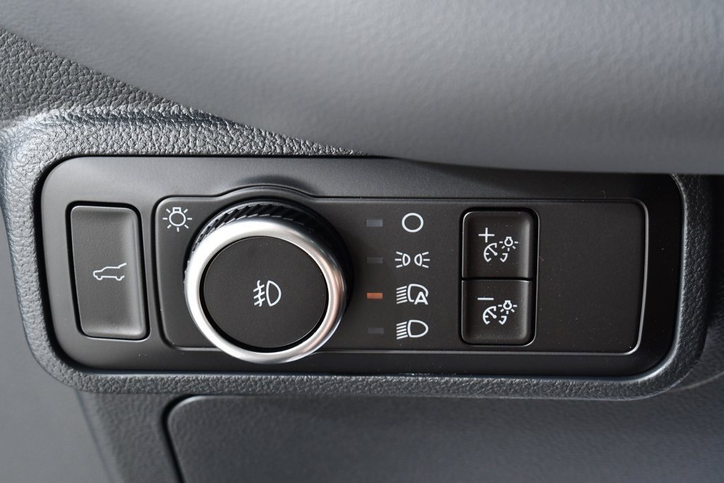 New 2025 Ford Explorer Active w/ Active Comfort Package image 32