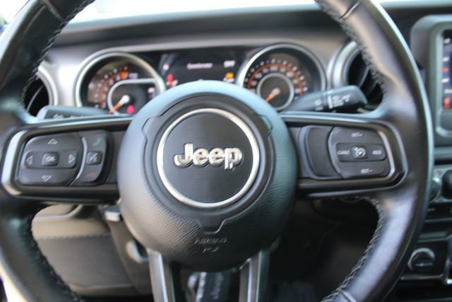 Used 2022 Jeep Gladiator Willys image 19