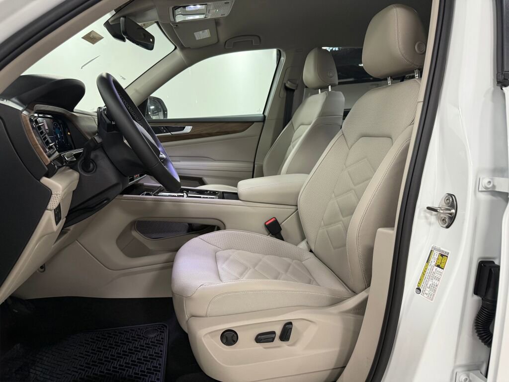 New 2026 Volkswagen Atlas SE image 18