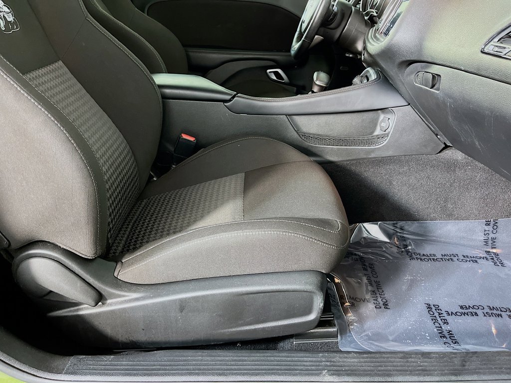 Used 2022 Dodge Challenger R/T Scat Pack RWD image 30