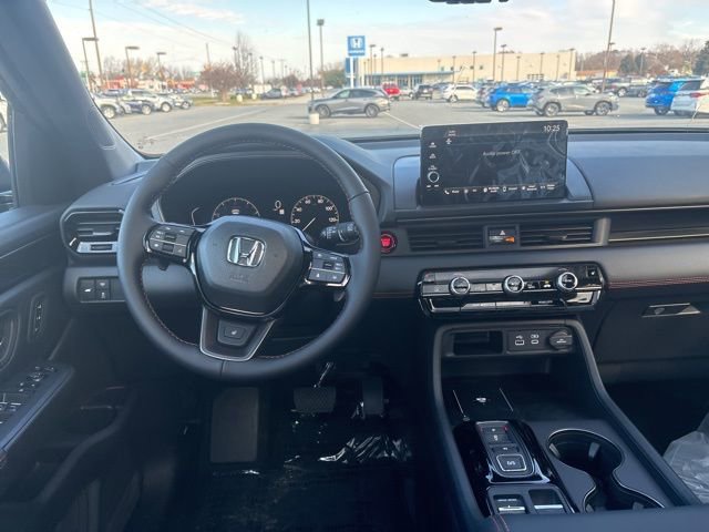 New 2025 Honda Pilot TrailSport image 12