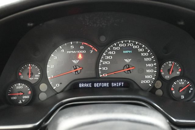 Used 2004 Chevrolet Corvette Coupe RWD image 9