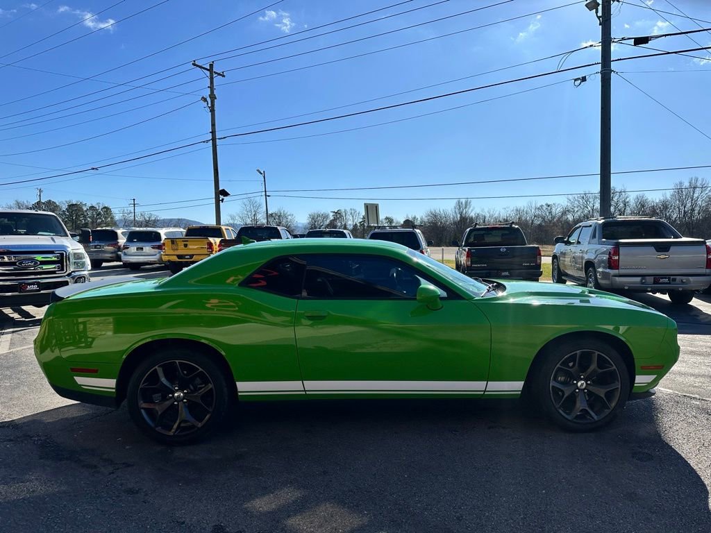 Used 2017 Dodge Challenger SXT w/ Sound Group image 8