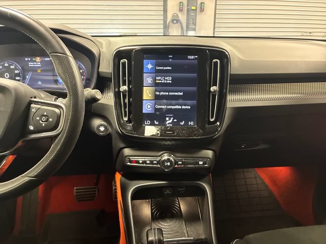 Used 2019 Volvo XC40 T5 R-Design AWD/4WD image 18