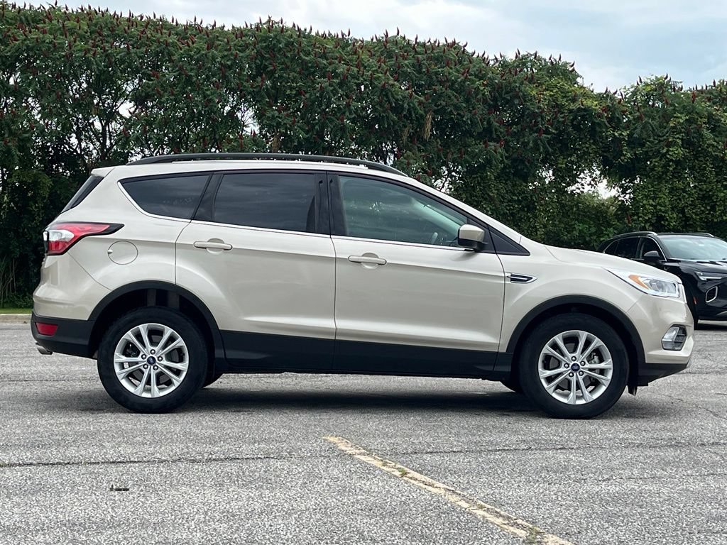 Used 2018 Ford Escape SEL FWD image 8