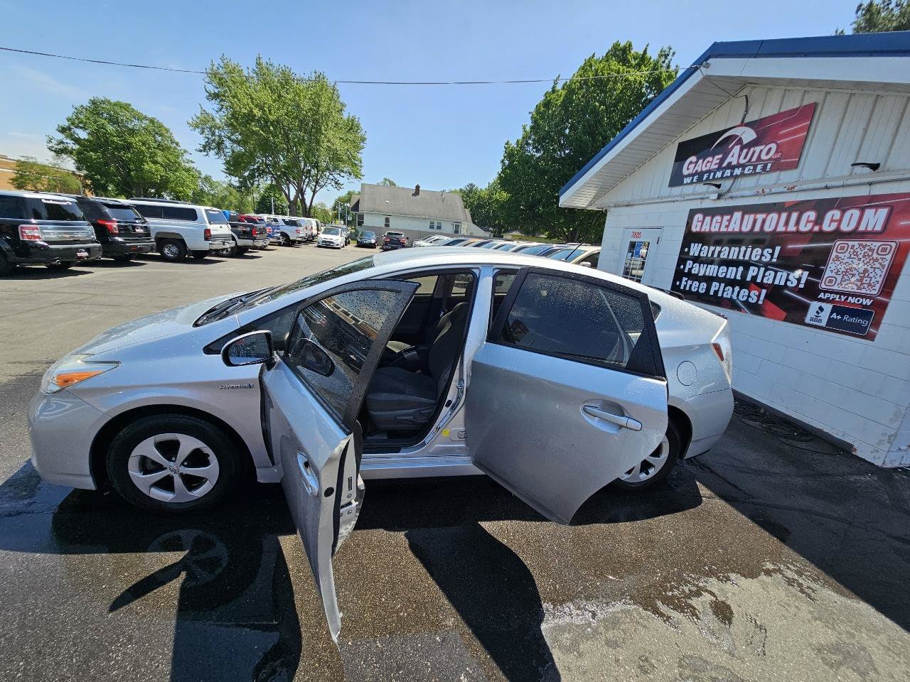 Used 2012 Toyota Prius Two w/ Preferred Accessory Pkg FWD image 24