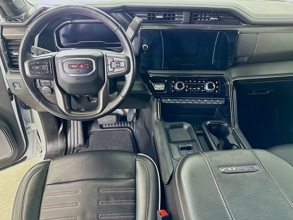 Used 2024 GMC Sierra 2500 AT4X image 17