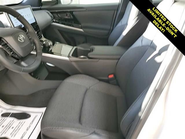 Used 2024 Toyota bZ4X AWD image 3