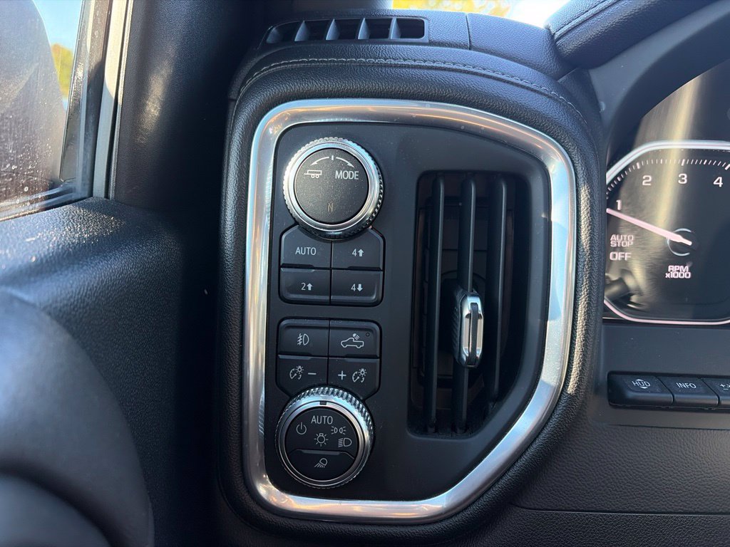 Used 2021 GMC Sierra 1500 Denali w/ Denali Ultimate Package AWD/4WD image 10