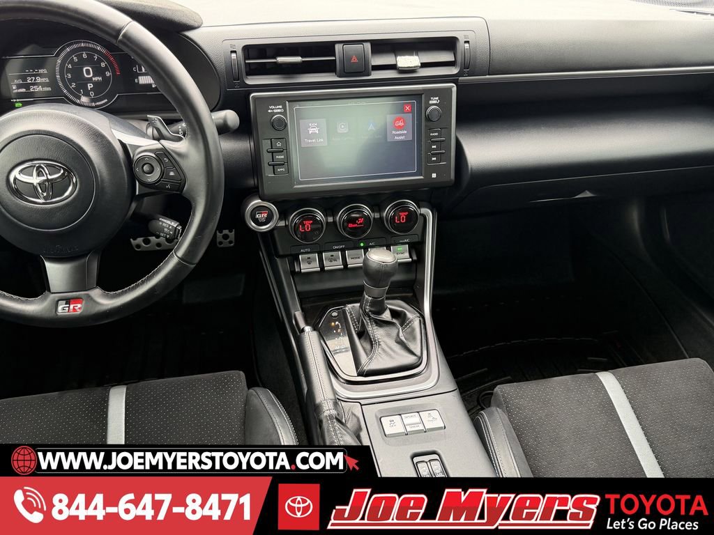 Used 2022 Toyota GR86 Premium image 17