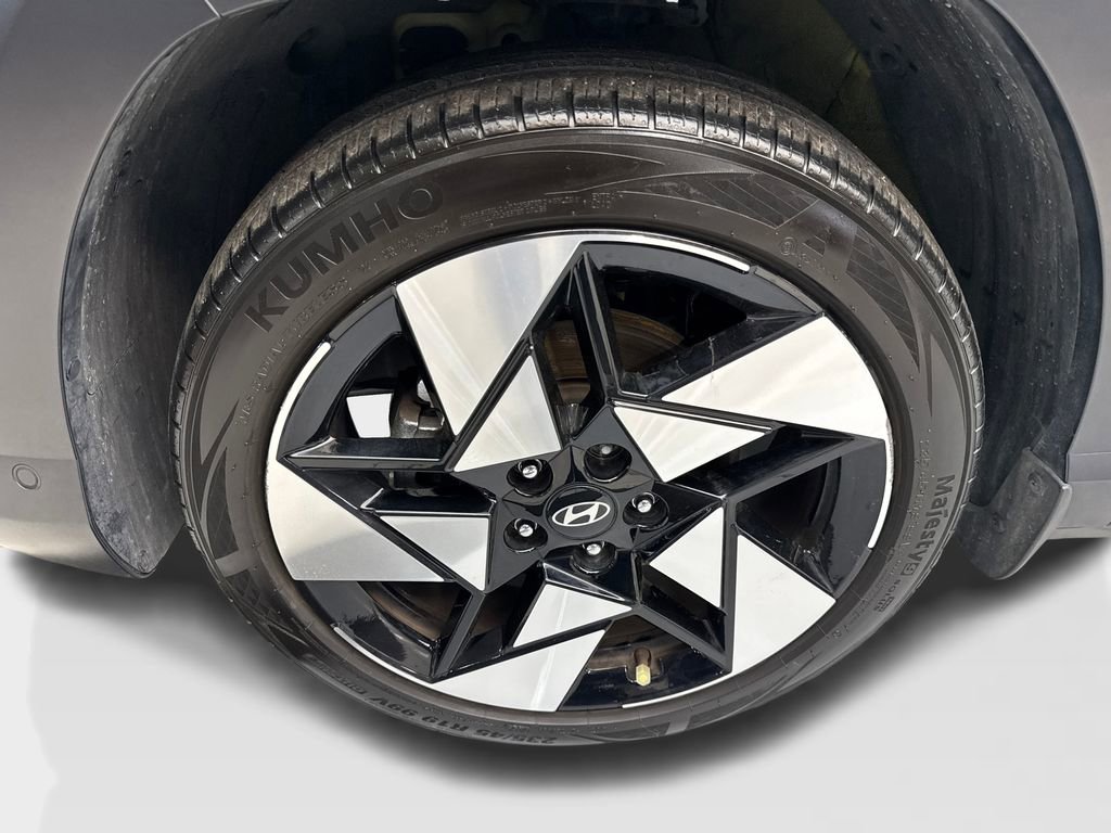 Used 2024 Hyundai Kona Limited FWD image 81