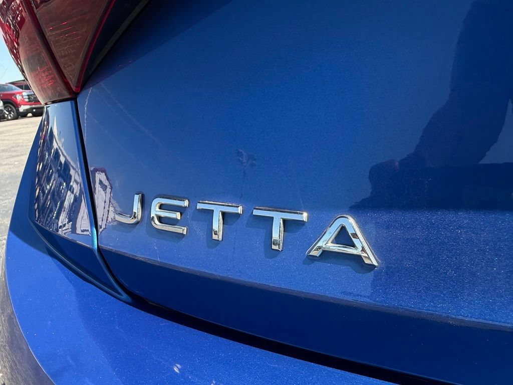 Used 2022 Volkswagen Jetta SE FWD image 15