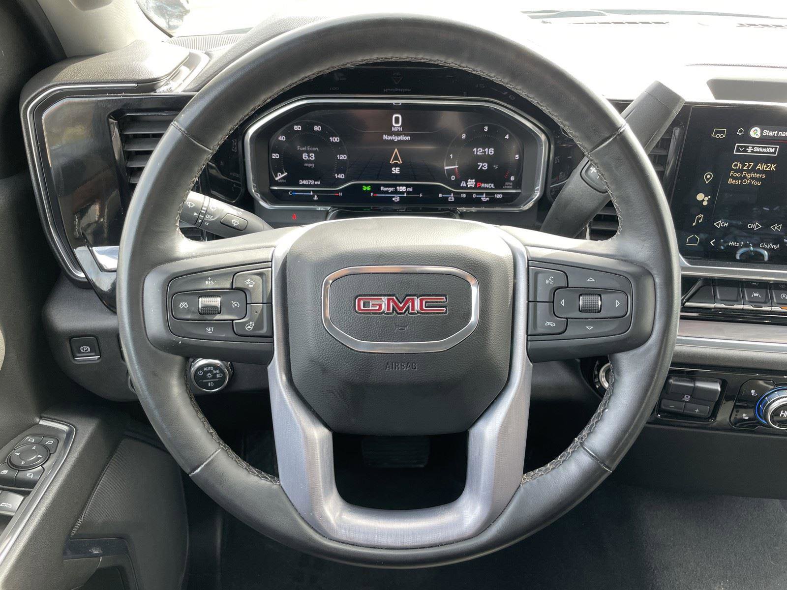 Used 2025 GMC Sierra 1500 SLT image 15