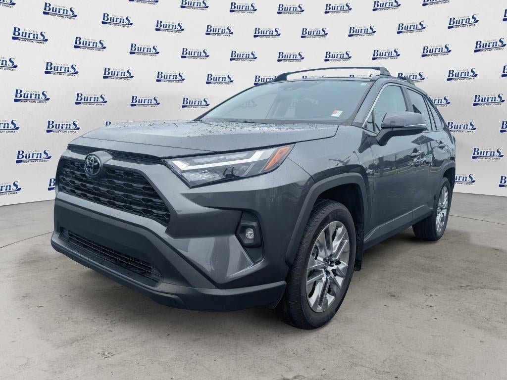 Used 2025 Toyota RAV4 XLE Premium w/ Weather Package FWD image 7