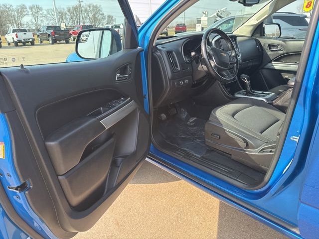 Used 2022 Chevrolet Colorado LT AWD/4WD image 12