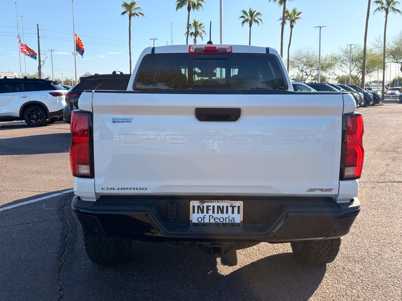 Used 2024 Chevrolet Colorado ZR2 w/ ZR2 Convenience Package III AWD/4WD image 9
