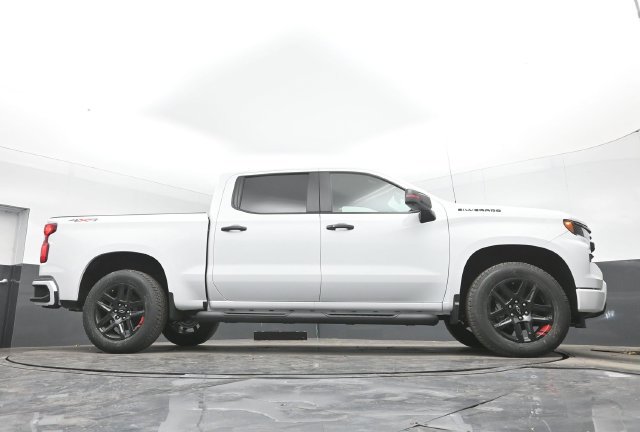 Used 2025 Chevrolet Silverado 1500 RST w/ Redline Edition AWD/4WD image 43