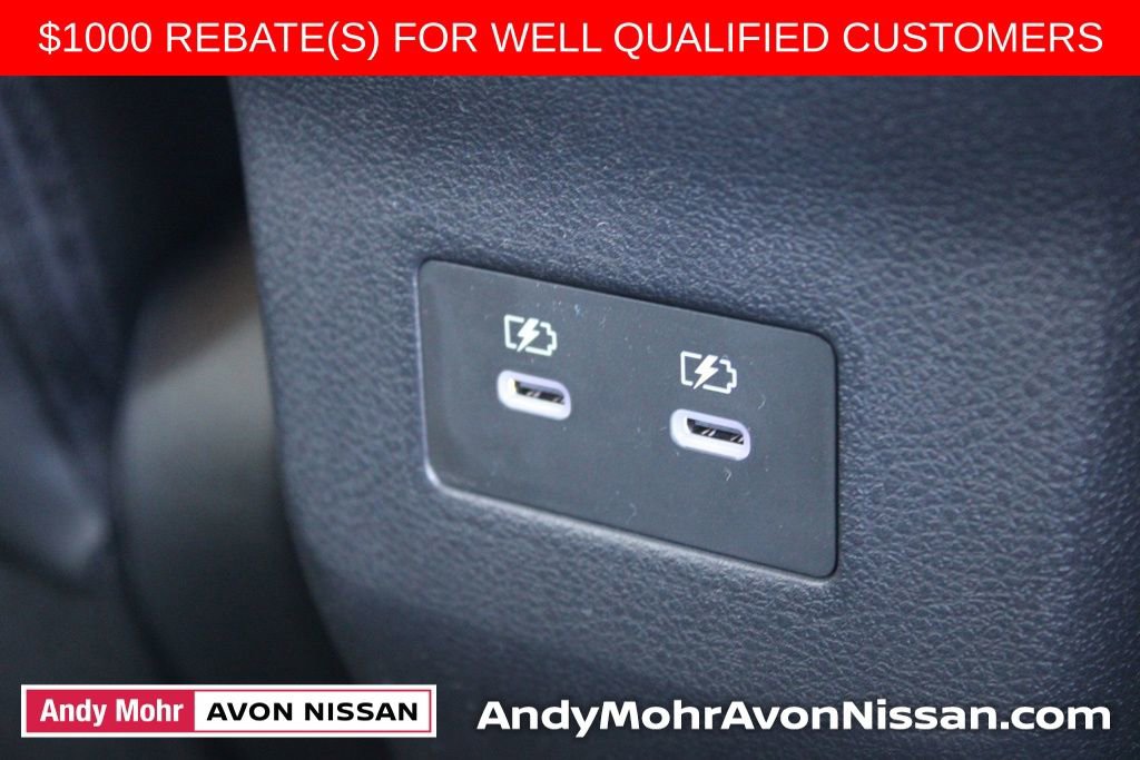 New 2026 Nissan Kicks SR w/ Cold Weather Package image 17