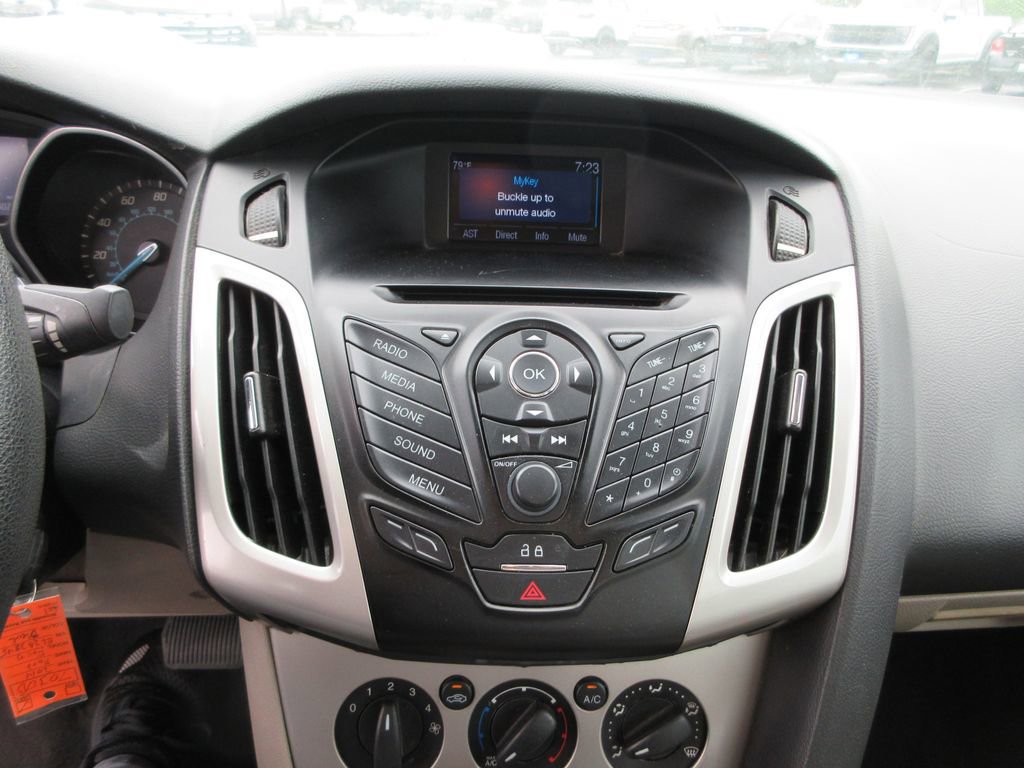 Used 2014 Ford Focus SE image 29