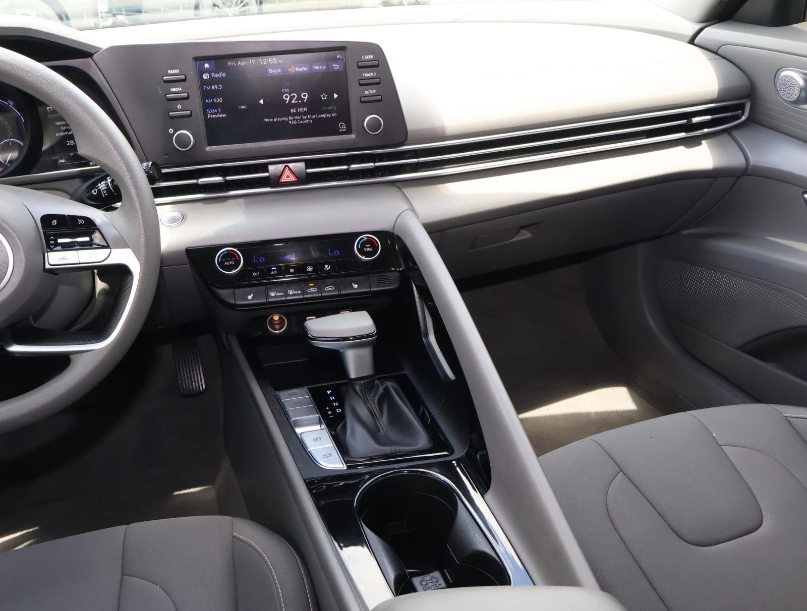 Used 2023 Hyundai Elantra Blue image 11