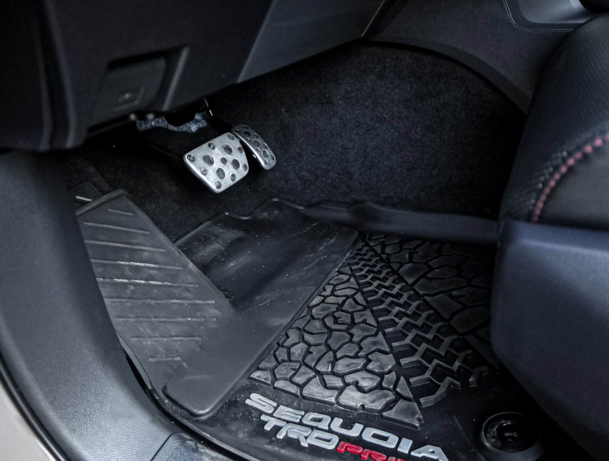 Used 2025 Toyota Sequoia TRD Pro image 15