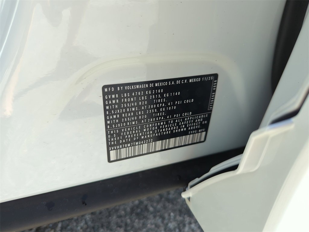 New 2026 Volkswagen Tiguan SE R-Line image 48