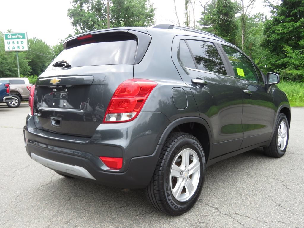 Used 2017 Chevrolet Trax LT w/ LT Convenience Package AWD/4WD image 5