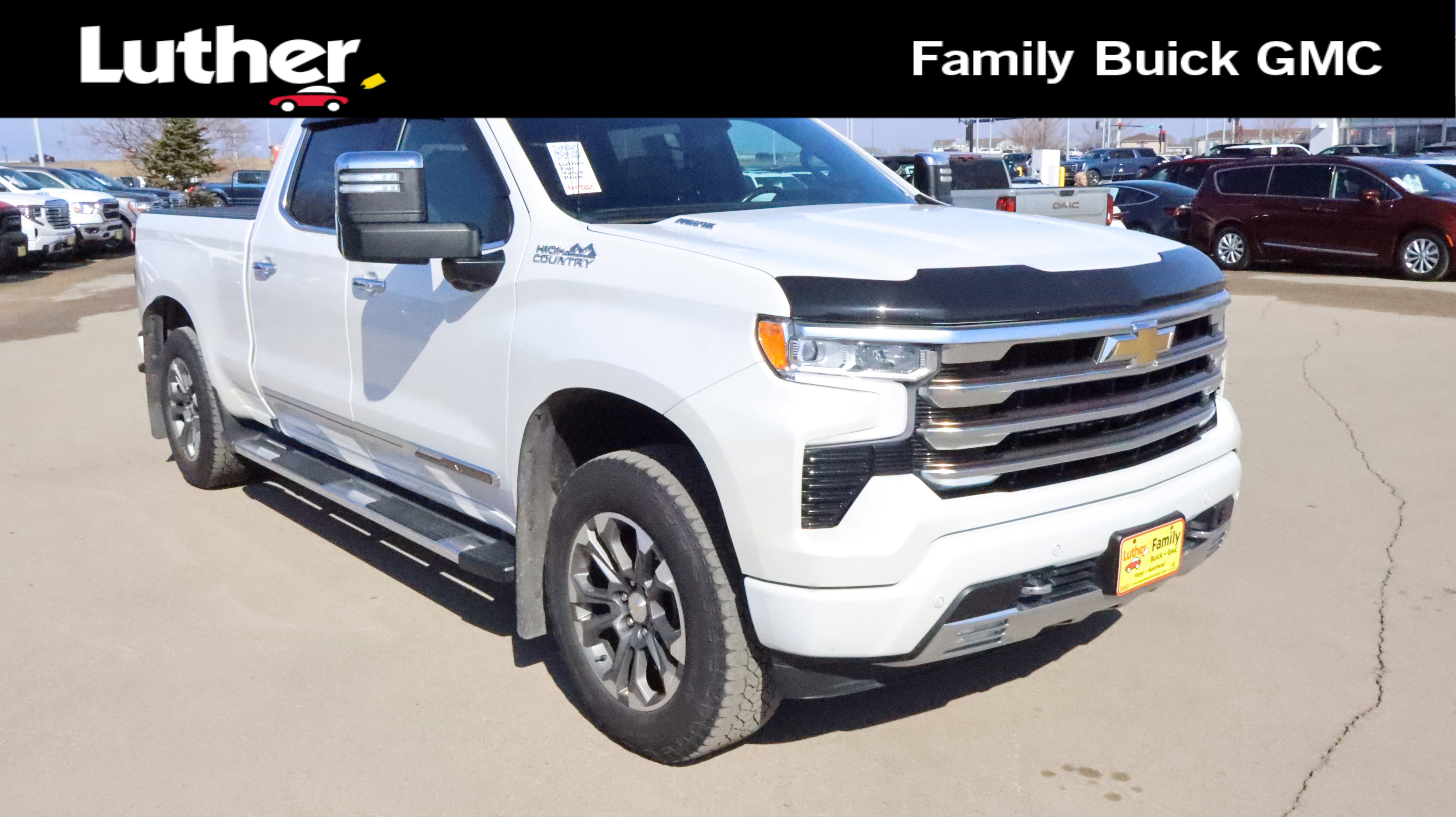 Used 2022 Chevrolet Silverado 1500 High Country w/ Technology Package AWD/4WD image 1