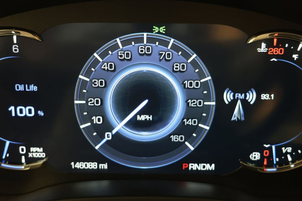 Used 2016 Cadillac Escalade ESV Premium AWD/4WD image 13