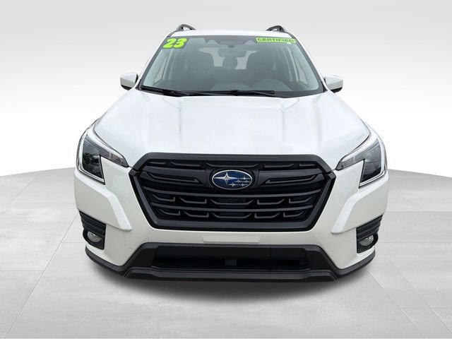 Used 2023 Subaru Forester Premium image 2