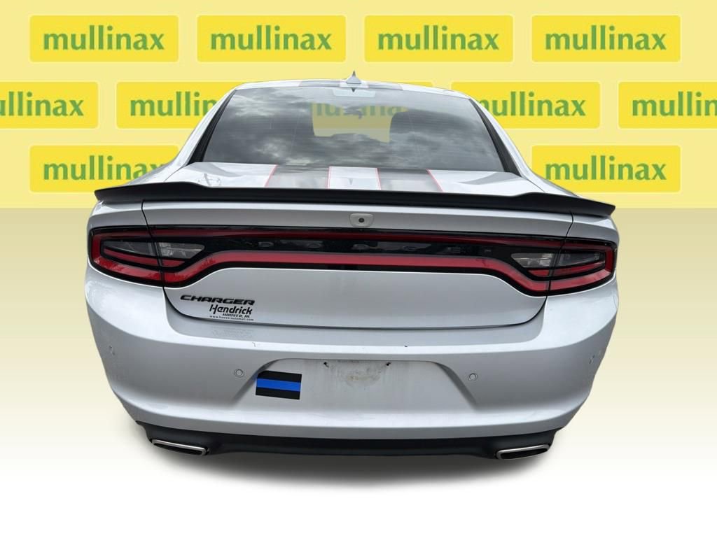 Used 2023 Dodge Charger SXT w/ Blacktop Package RWD image 8