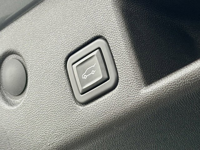 Certified 2024 Chevrolet Equinox Premier image 27