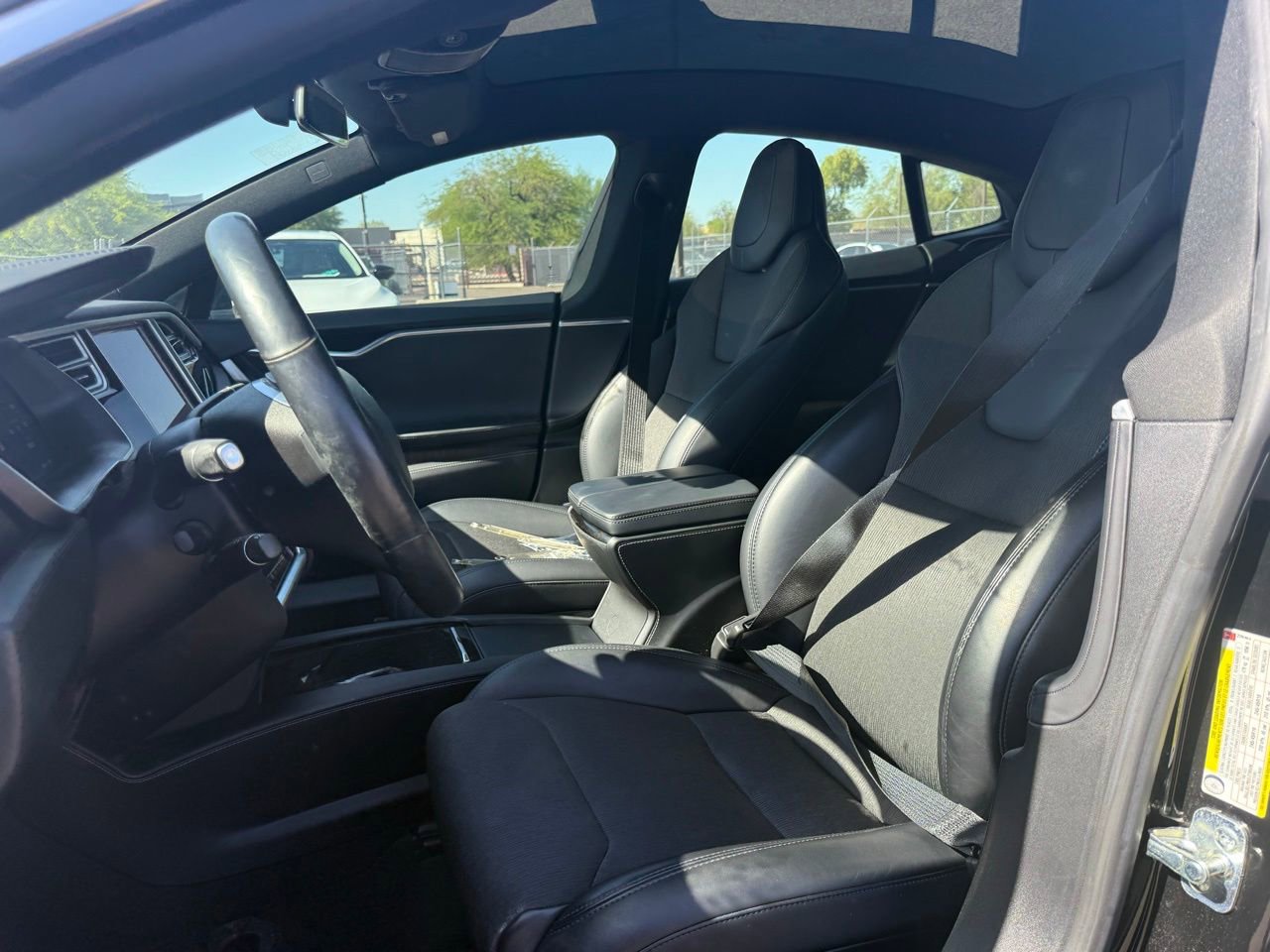 Used 2017 Tesla Model S 60 RWD image 10