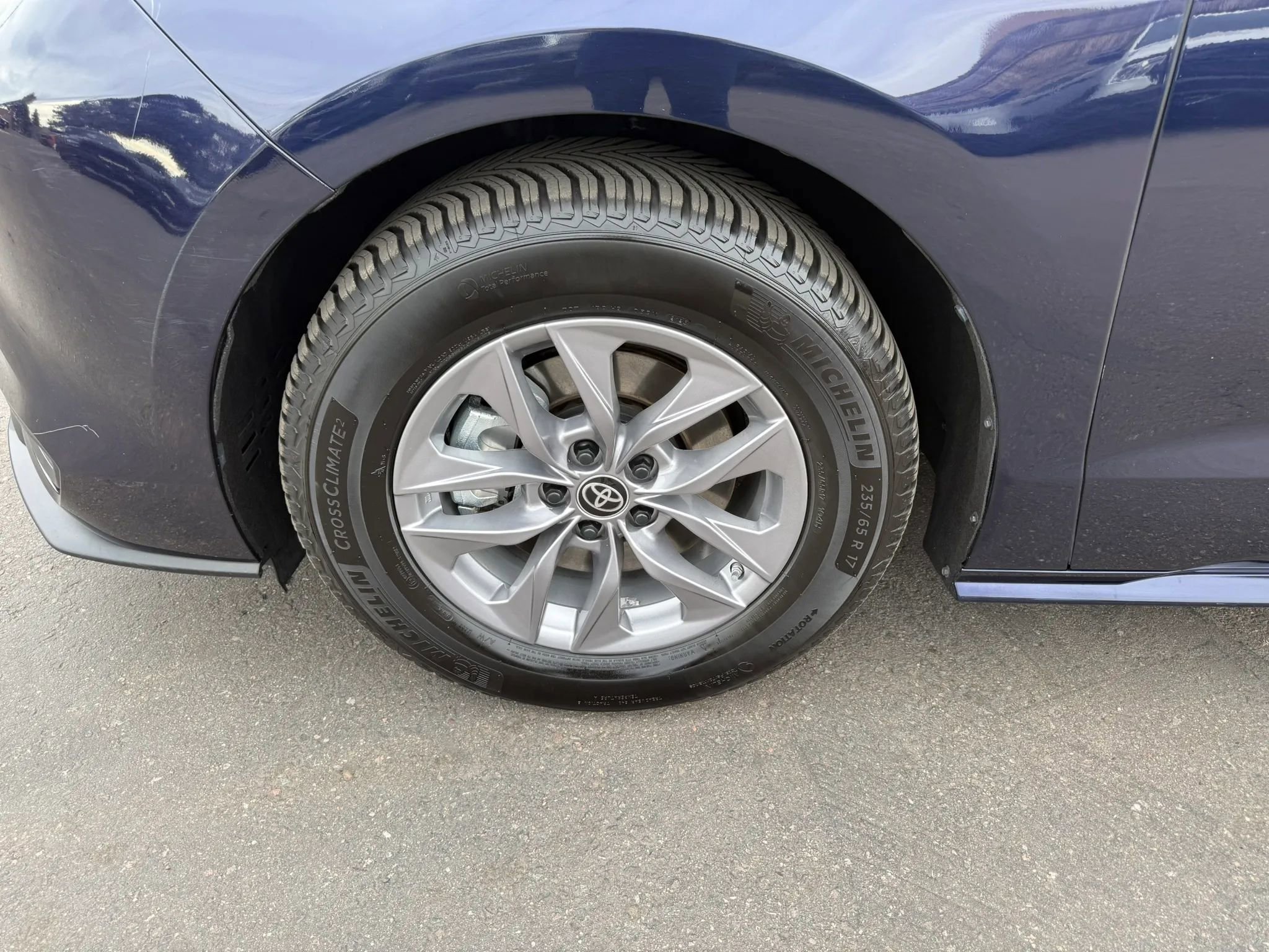 Used 2022 Toyota Sienna LE image 15