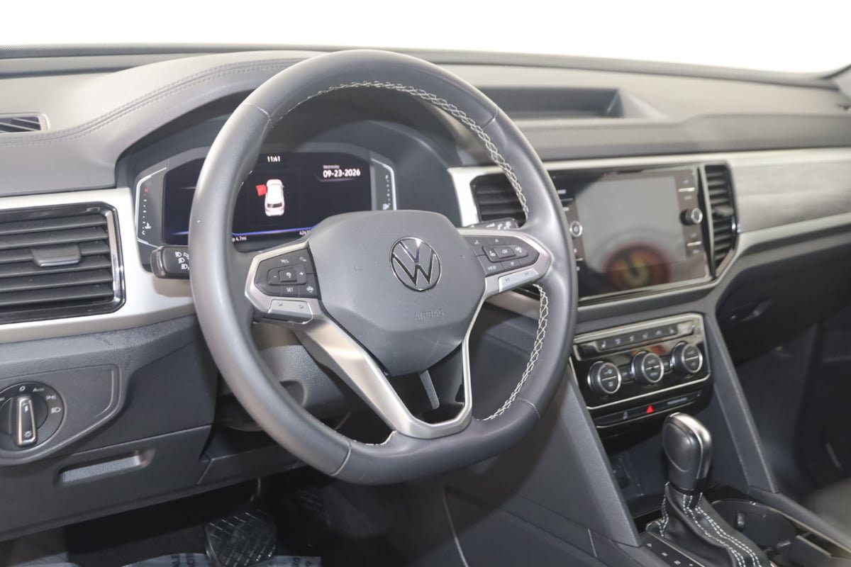 Used 2023 Volkswagen Atlas Cross Sport SE w/ Black Wheel Package AWD/4WD image 6