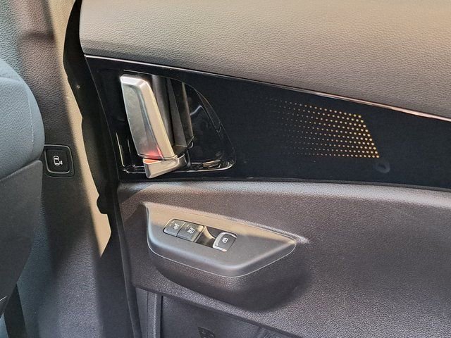 Used 2026 Kia Carnival SX Prestige FWD image 30