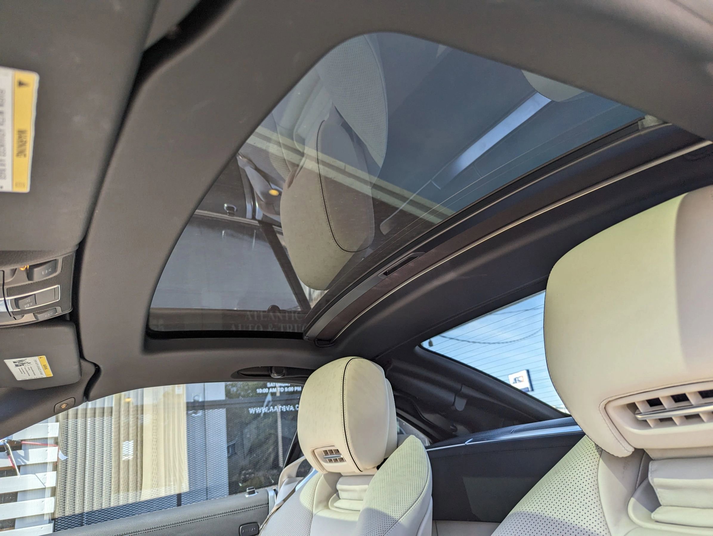 Used 2014 Mercedes-Benz SL 550 image 20