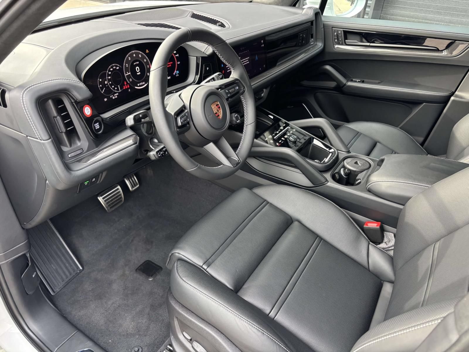 New 2026 Porsche Cayenne GTS AWD/4WD image 17