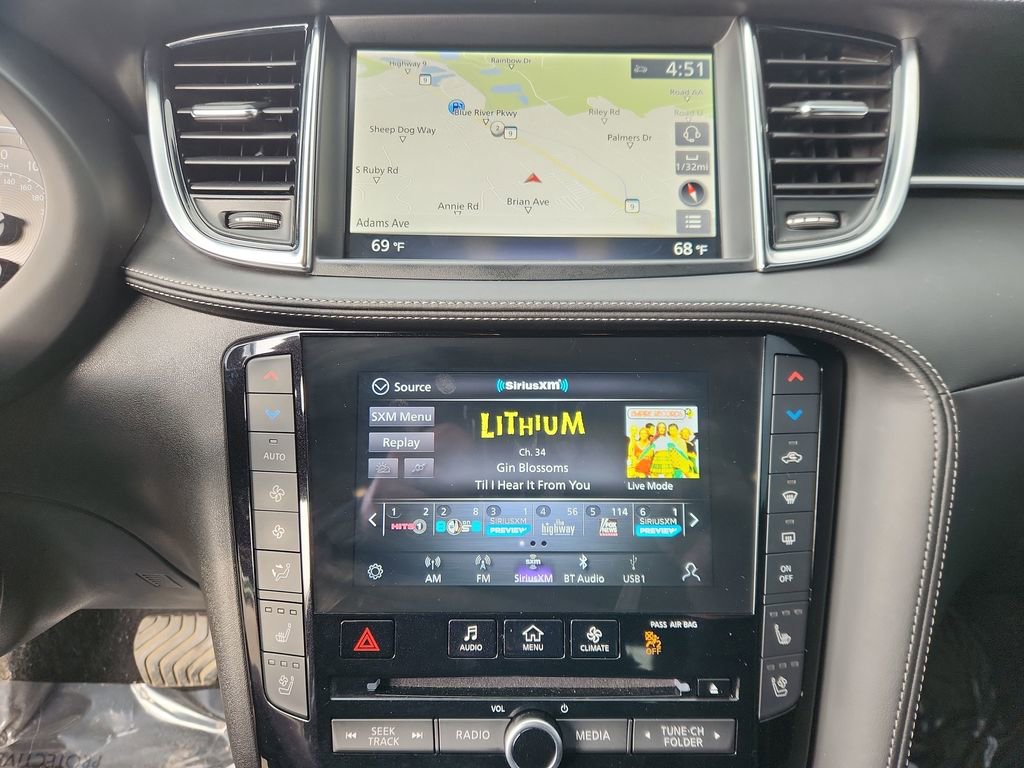 Used 2023 INFINITI QX50 Sport AWD/4WD image 19