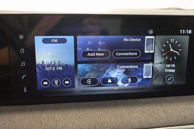 Used 2025 Nissan Kicks SV FWD image 20