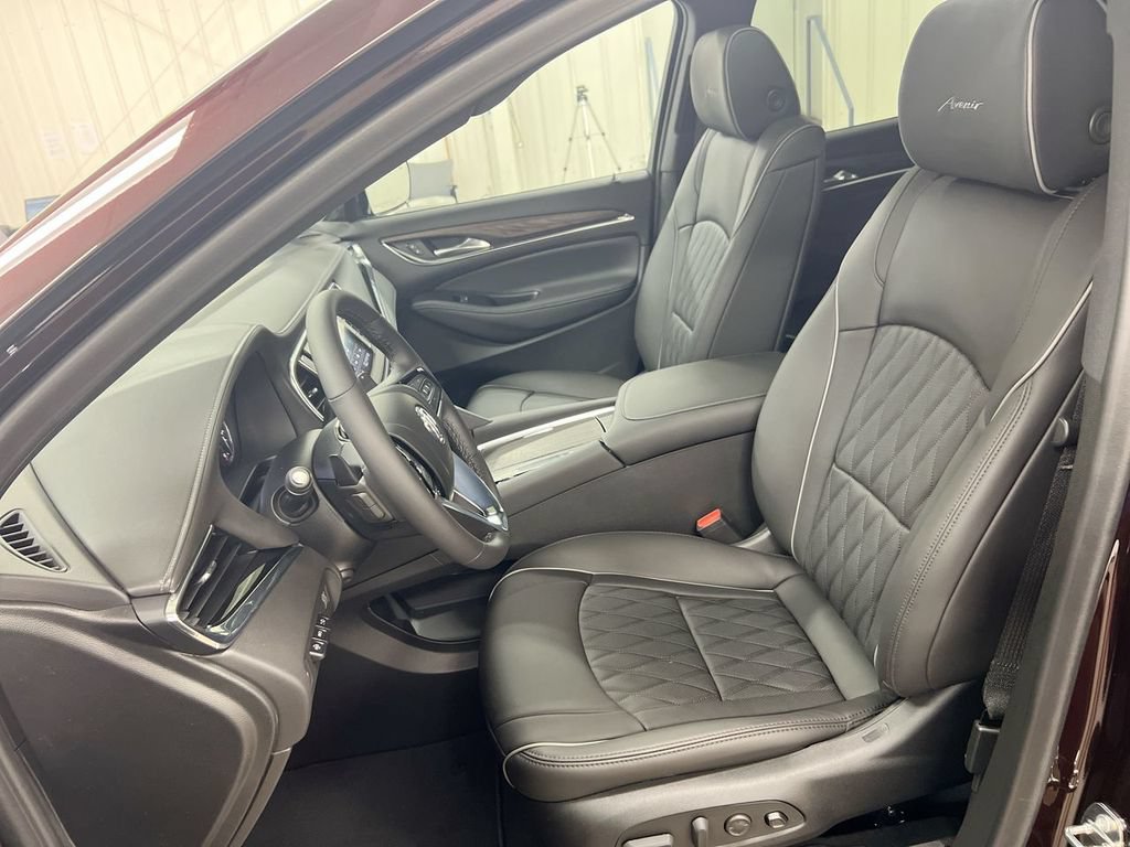 Used 2023 Buick Enclave Avenir AWD/4WD image 20