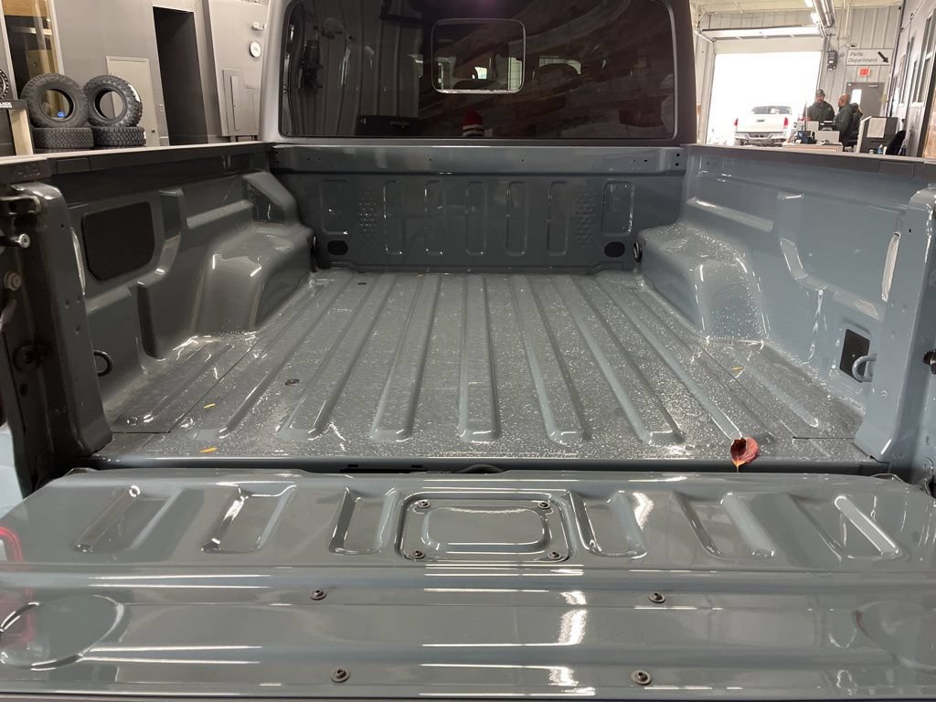 New 2026 Jeep Gladiator Sport AWD/4WD image 23