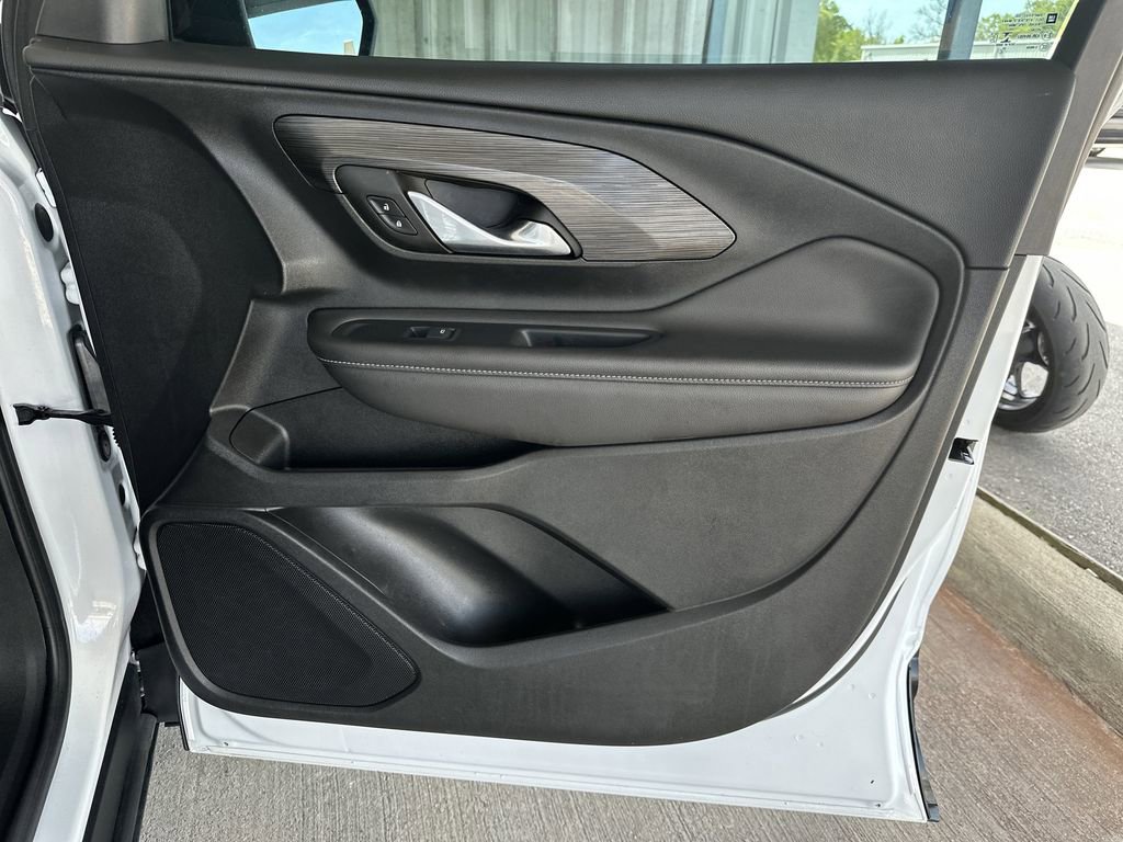 Used 2022 GMC Terrain SLT w/ Elevation Edition FWD image 37