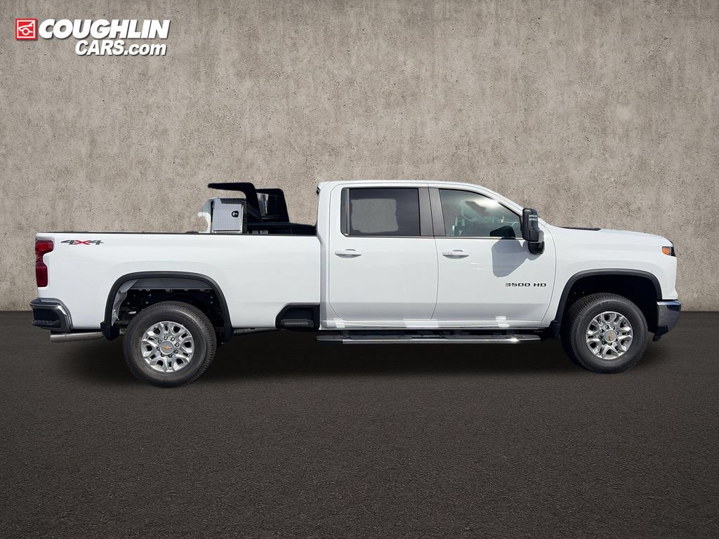 New 2026 Chevrolet Silverado 3500 LT w/ Safety Package AWD/4WD image 8